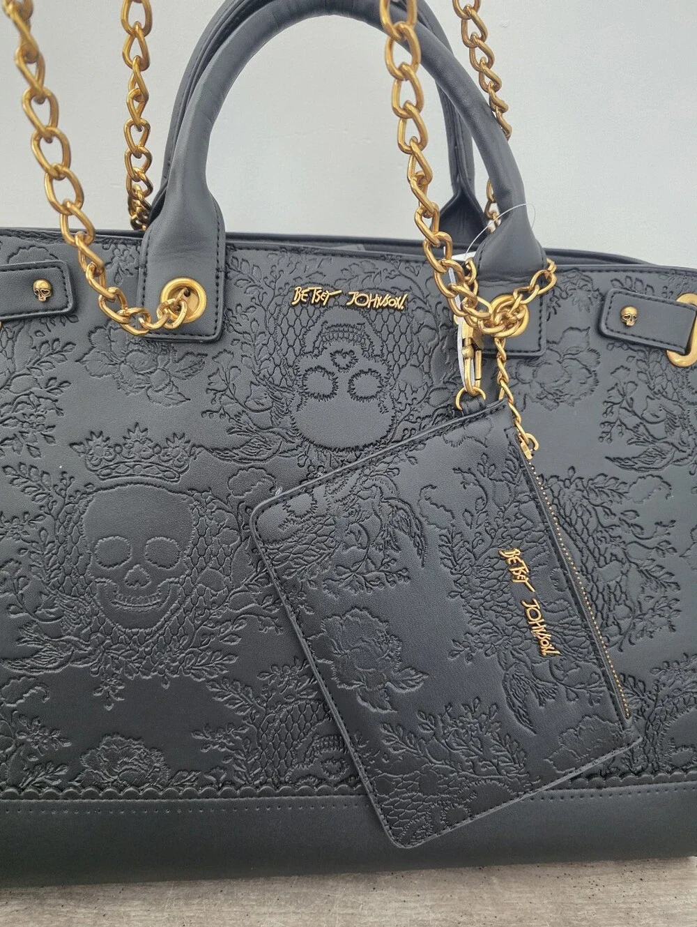 Betsey Johnson Skull Tote Bag Halloween Bag 2026 Collection